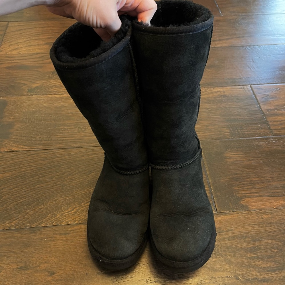 UGG CLASSIC TALL II Women BLACK SIZE 7, VGUC